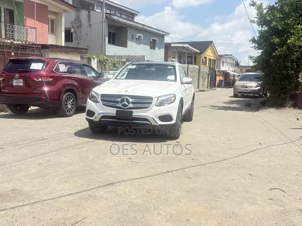 Mercedes-Benz GLC 300 2019 - 1