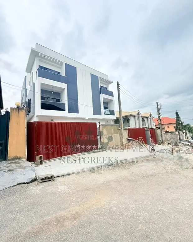 4 Bedroom Duplex for Sale in Magodo Phase 2 - 1
