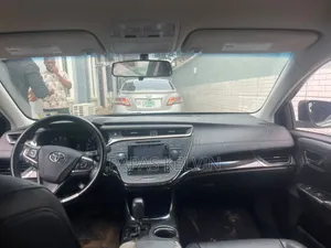Toyota Avalon 2013 XLE Silver