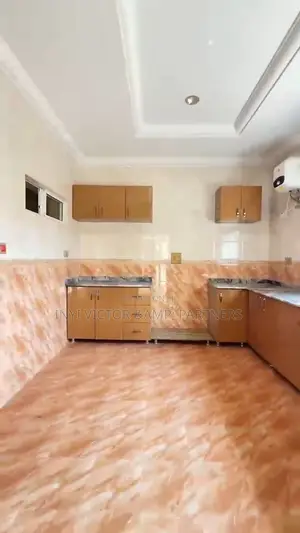 4 Bedroom Duplex for Rent in Life Camp