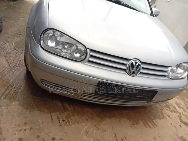 Volkswagen Golf 2006 Silver - 1