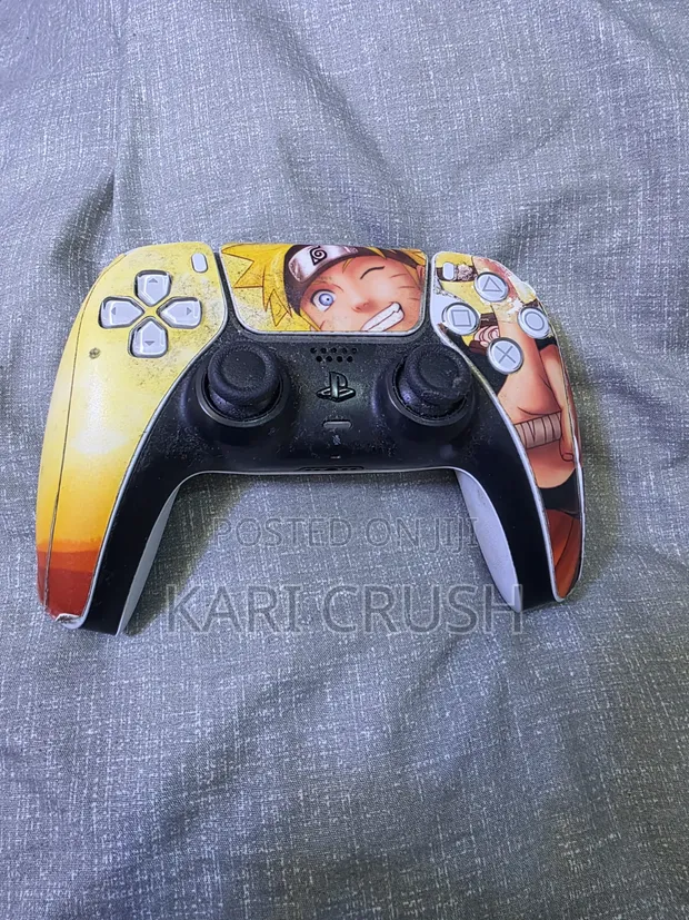 PlayStation 5 DualSense Controller (White) - 1