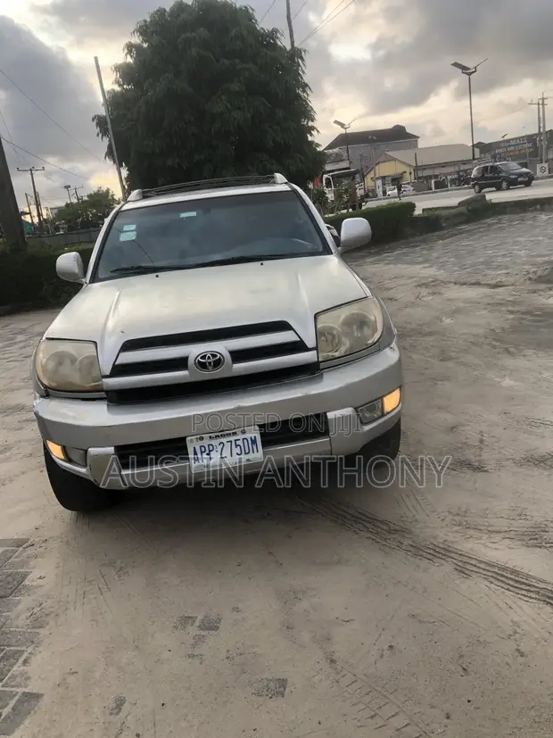 Toyota 4-Runner 2004 Silver - 1