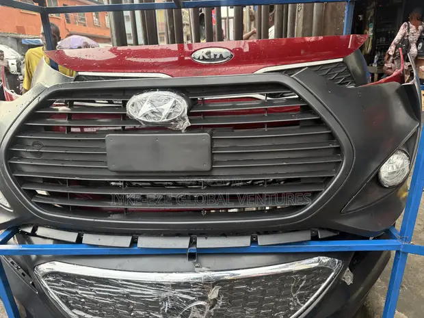 Complete Front Bumper Hyundai Veloster 2015-2017 - 1