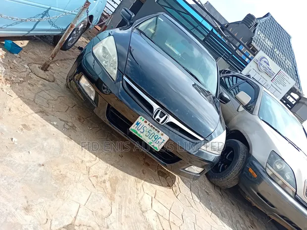 Honda Accord 2005 Black - 1