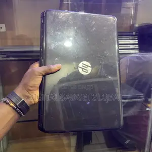 HP 15-ra003nia Laptop: 8GB RAM, Intel Core i5, 128GB SSD