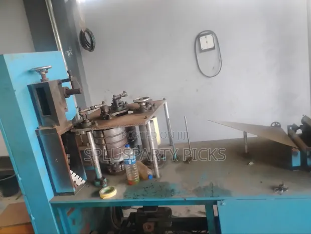 Serviette Making Machine - Needs Repair - 1