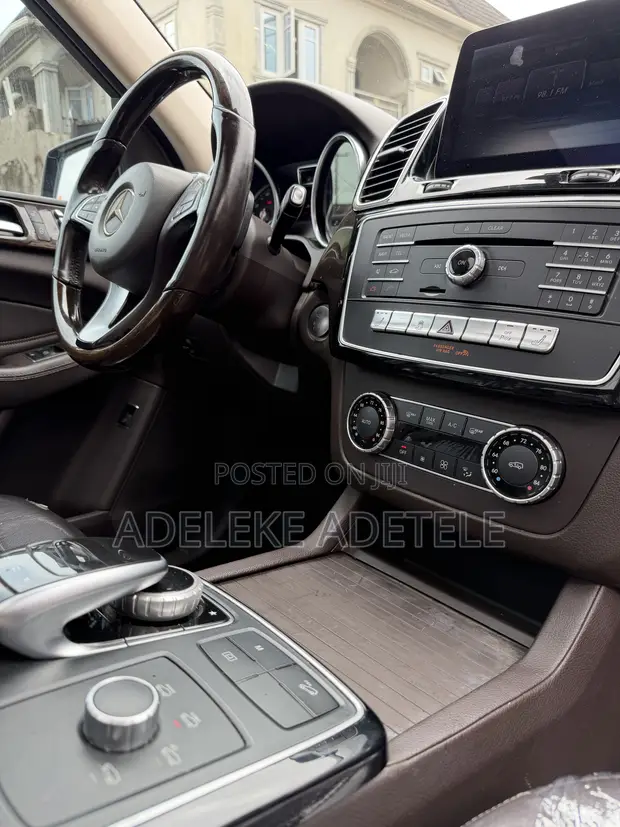 Mercedes-Benz GLE 350 2016 Black - 1