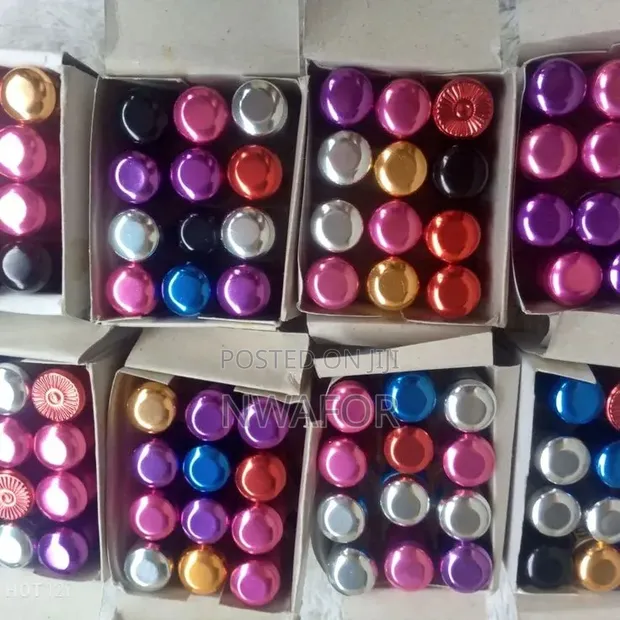 Fragrance World Mai Kwari - Ga Mata Da Maza - 1