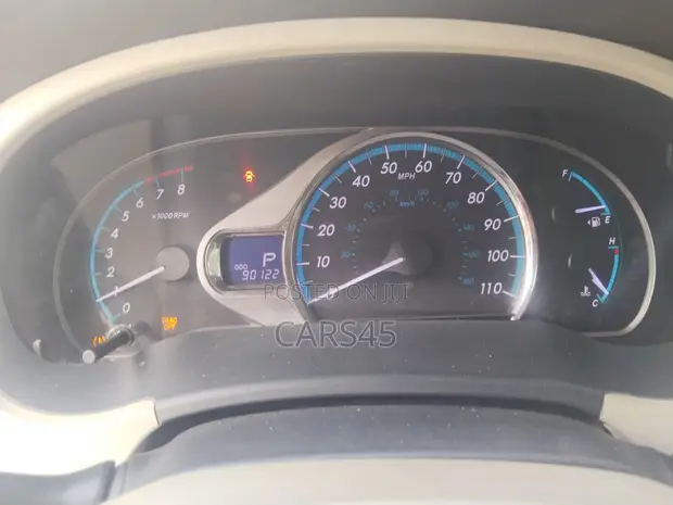 Toyota Sienna 2012 Grey - 1