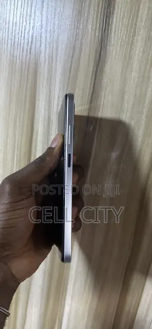 Infinix Hot 30 Play 128GB White
