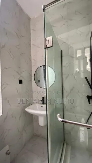 2 Bedroom Apartment for Sale a Ikate, Lekki