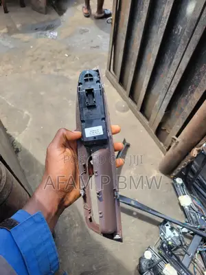 BMW E90, E60, E70, X6 Pressing Button