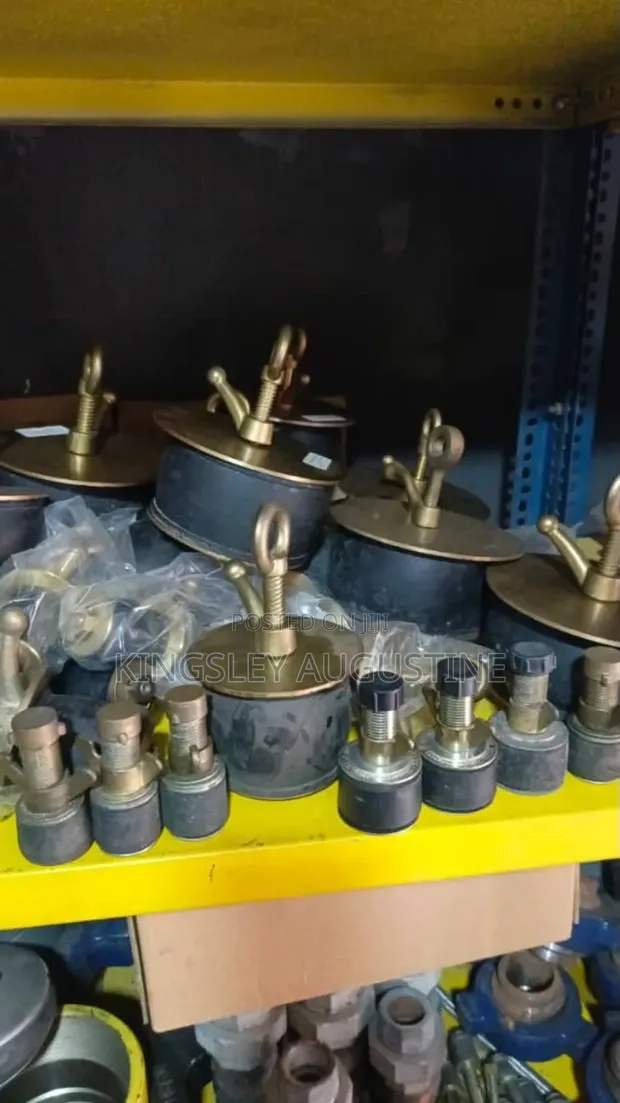 Brass Deck Supper Plug - 1