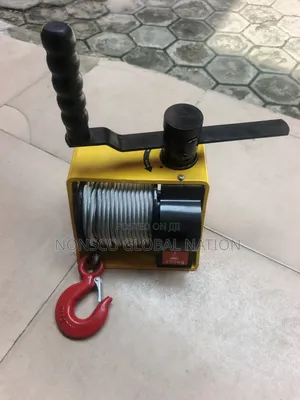 General Tools 250kg Manual Hand Winch