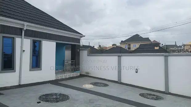 Furnished 3-Bedroom Bungalow in Elebu, Akala Express - 1