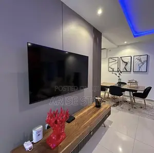 2-Bedroom Serviced Apartment tare da Pool & Gym | Lekki Phase 1