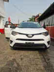 Toyota RAV4 LE AWD (2.5L 4cyl) 2017 Fari - 4