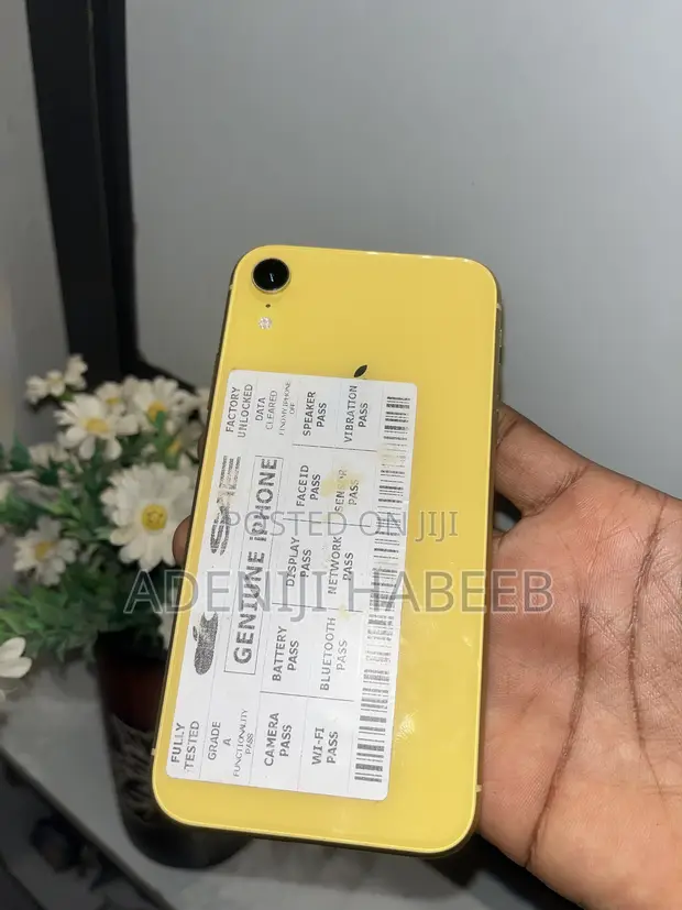 Apple iPhone XR 64GB Yellow (Amfani da UK) - 1