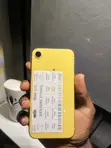 Apple iPhone XR 64GB Yellow (Amfani da UK) - 3