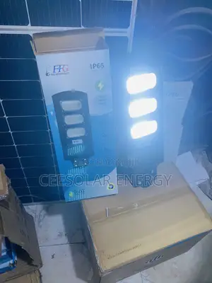 300W Solar Street Light