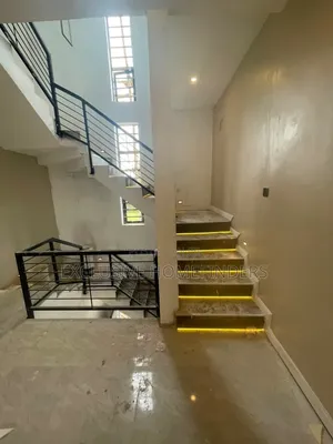 4-Bedroom Townhouse/Terrace a Providence Court, Awoyaya