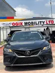 Toyota Camry SE 2019 Black - 1