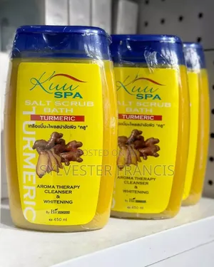Kuu Spa Turmeric Salt Scrub Wanka