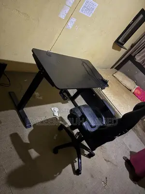 Gaming Chair and Table - Used