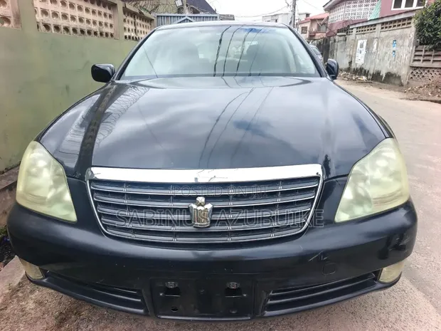 Toyota Crown 2004 Black - 1