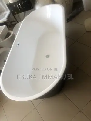 Sabon Fari Bathtub