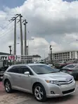 Toyota Venza 2009 Silver - 4