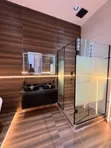 5 Bedroom Luxury Duplex for Sale in Chevron - 4