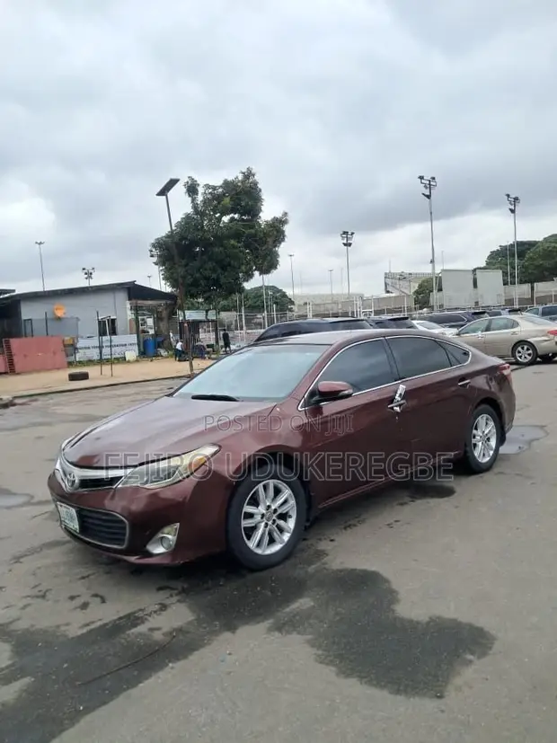 Toyota Avalon 2014 Red - 1