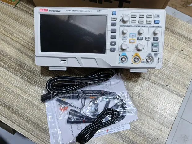 Uni-T UTD2102CEX+ 100MHz Digital Storage Oscilloscope - 1