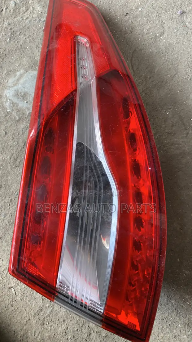 Kia Optima 2014 Left Rear Tail Light Assembly - 1