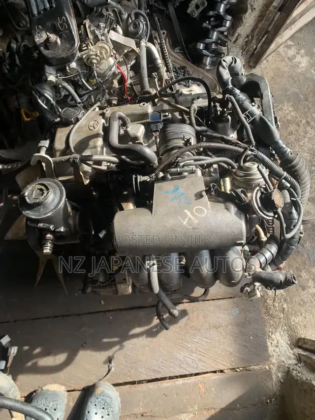 Toyota Coaster Bus Engine & Gearbox - 1