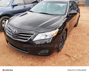 Toyota Camry 2010 Baki - An Yi Amfani Da Ita A Kasashen Waje