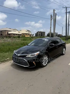2013 Toyota Avalon XLE Sedan FWD 3.5L Black