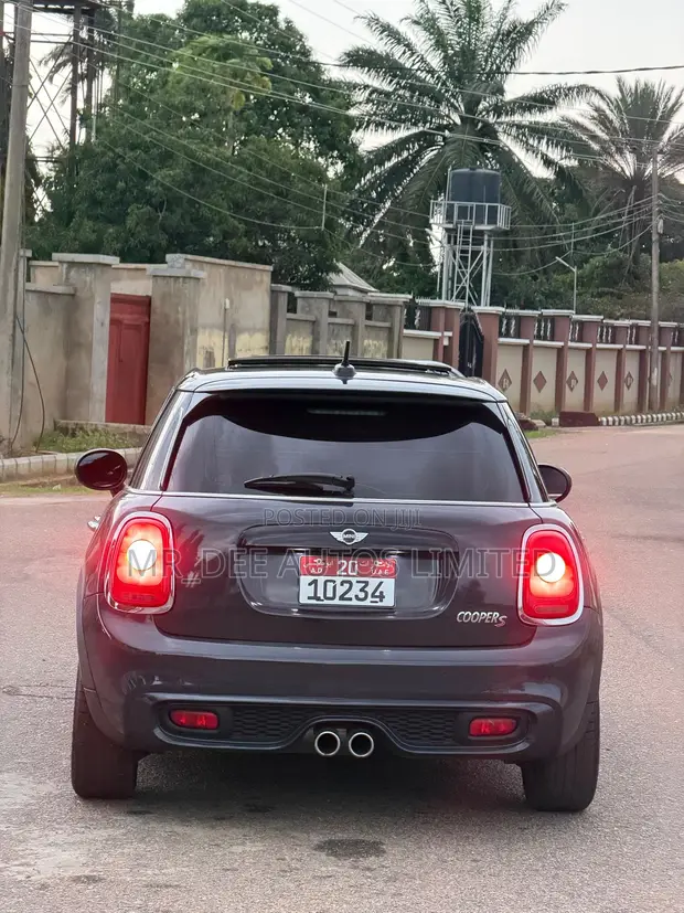 2015 Mini Cooper S 2dr Hatchback (2.0L Turbo) - 1