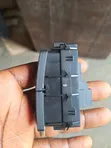 Mercedes-Benz Door Lock Button GLK/204/212/166 - 2