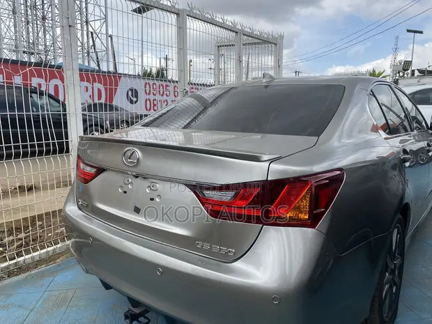 Lexus GS 350 2015 Gold - 1