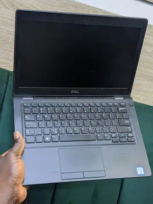 Dell Latitude 5290 Laptop - Core i7, 8GB RAM, 256GB SSD