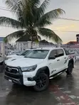 2020 Toyota Hilux Adventure White - 3