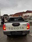 2020 Toyota Hilux Adventure White - 4