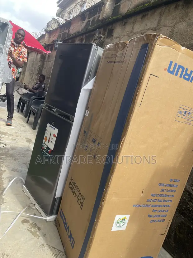 Skyrun BCD-195HS 195L Refrigerator - 1