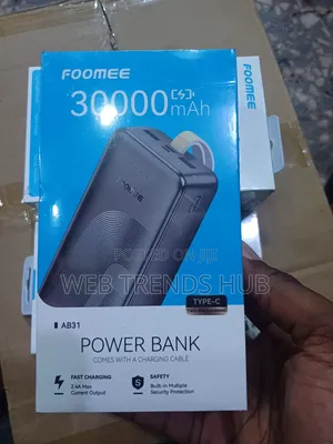 FOOMEE AB31 30000mAh Power Bank (2.4A Cajin Gaggawa)