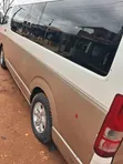 Toyota Grand HiAce 2002 Fari - 3