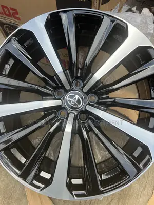 Toyota Highlander 2023 Alloy Wheel (20-inch)