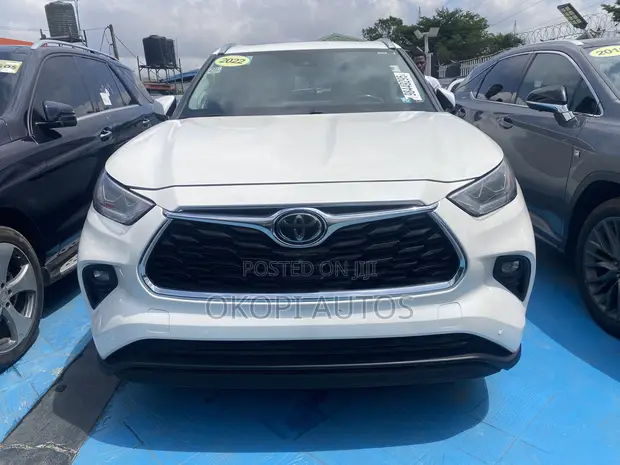 2022 Toyota Highlander Foreign Used White - 1
